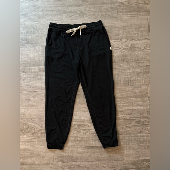 New Vuori Black Jogger Activewear Pants Size M - Picture 2 of 5